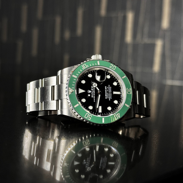 Rolex 41mm Submariner Date-Kermit-Oyster Bracelet