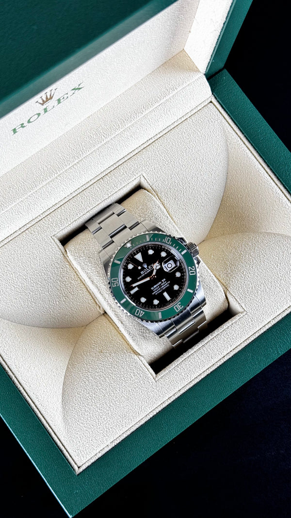 Rolex 41mm Submariner Date-Kermit-Oyster Bracelet