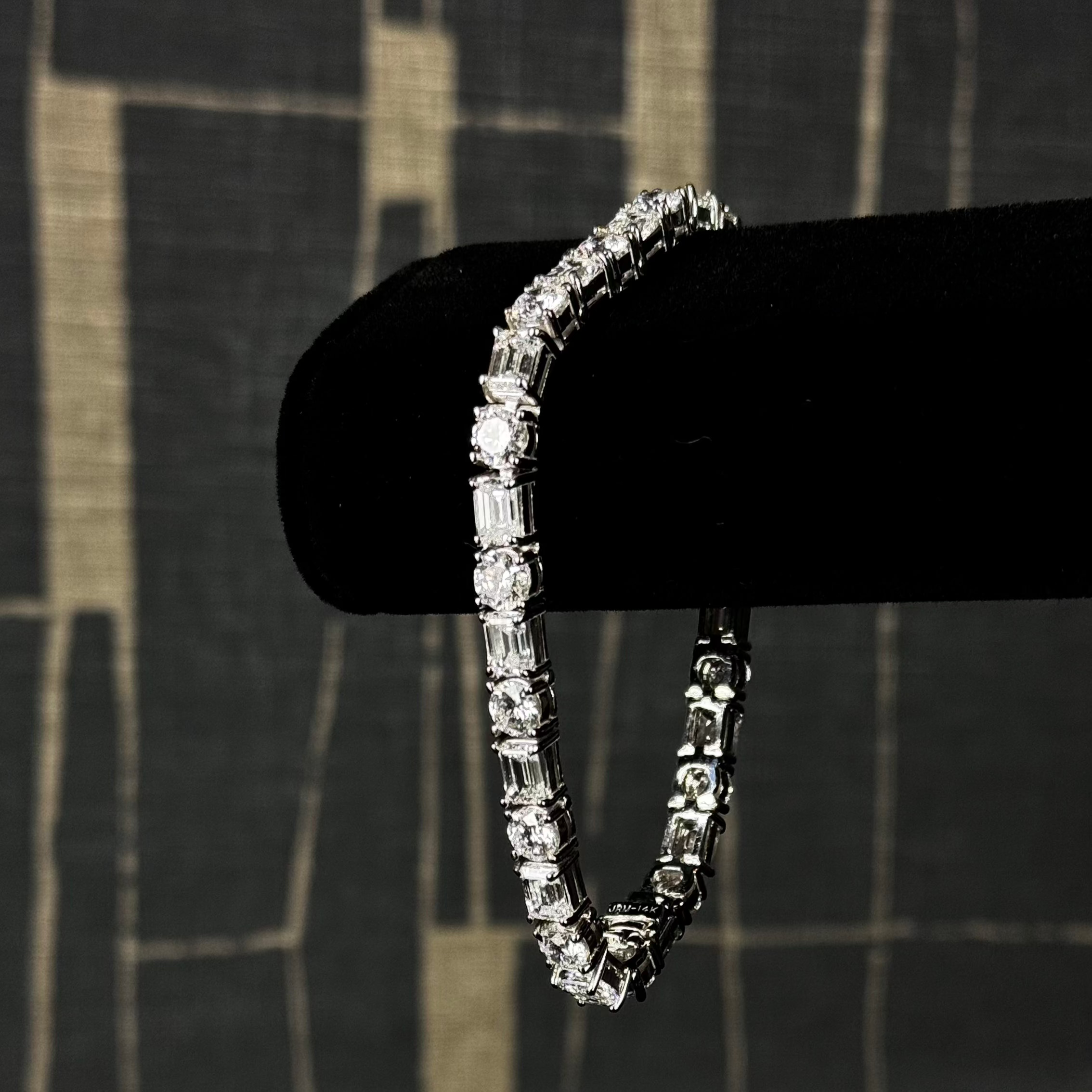 Tennis Bracelet White Gold Round and Squared Diamonds 14kt