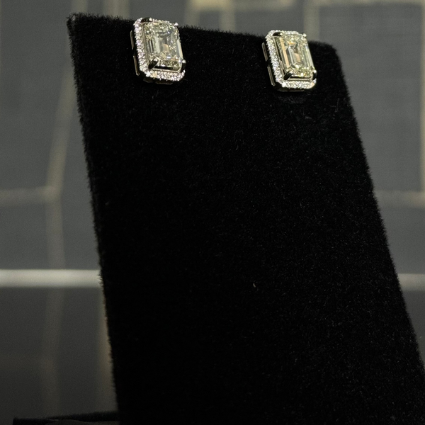 Rectangular Diamond Earings White Gold
