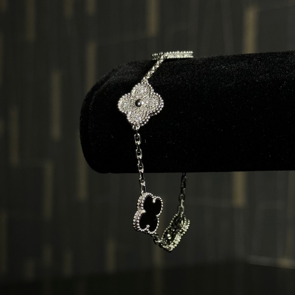 Elegant 5 Motif VC 18kt Bracelet - White Gold Black and Diamonds