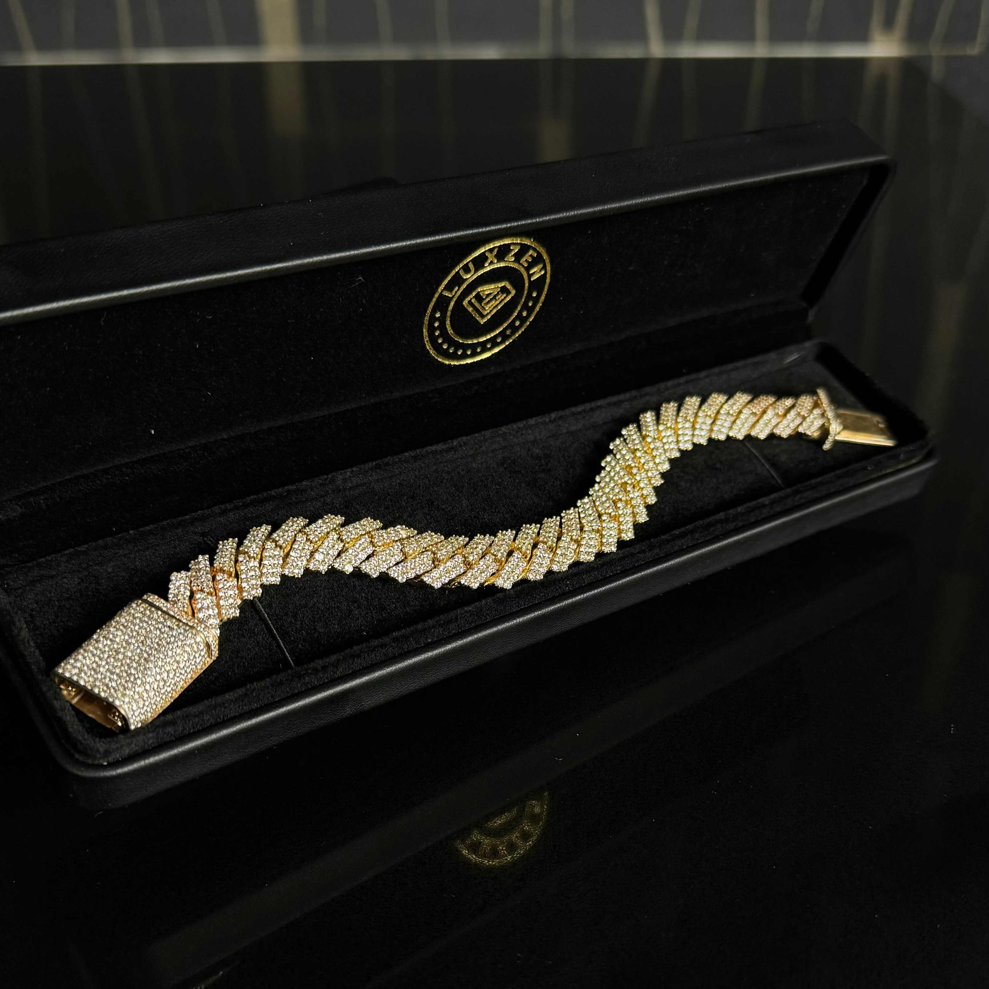 Cuban Chain & Bracelet Full LD Yellow Gold 10k