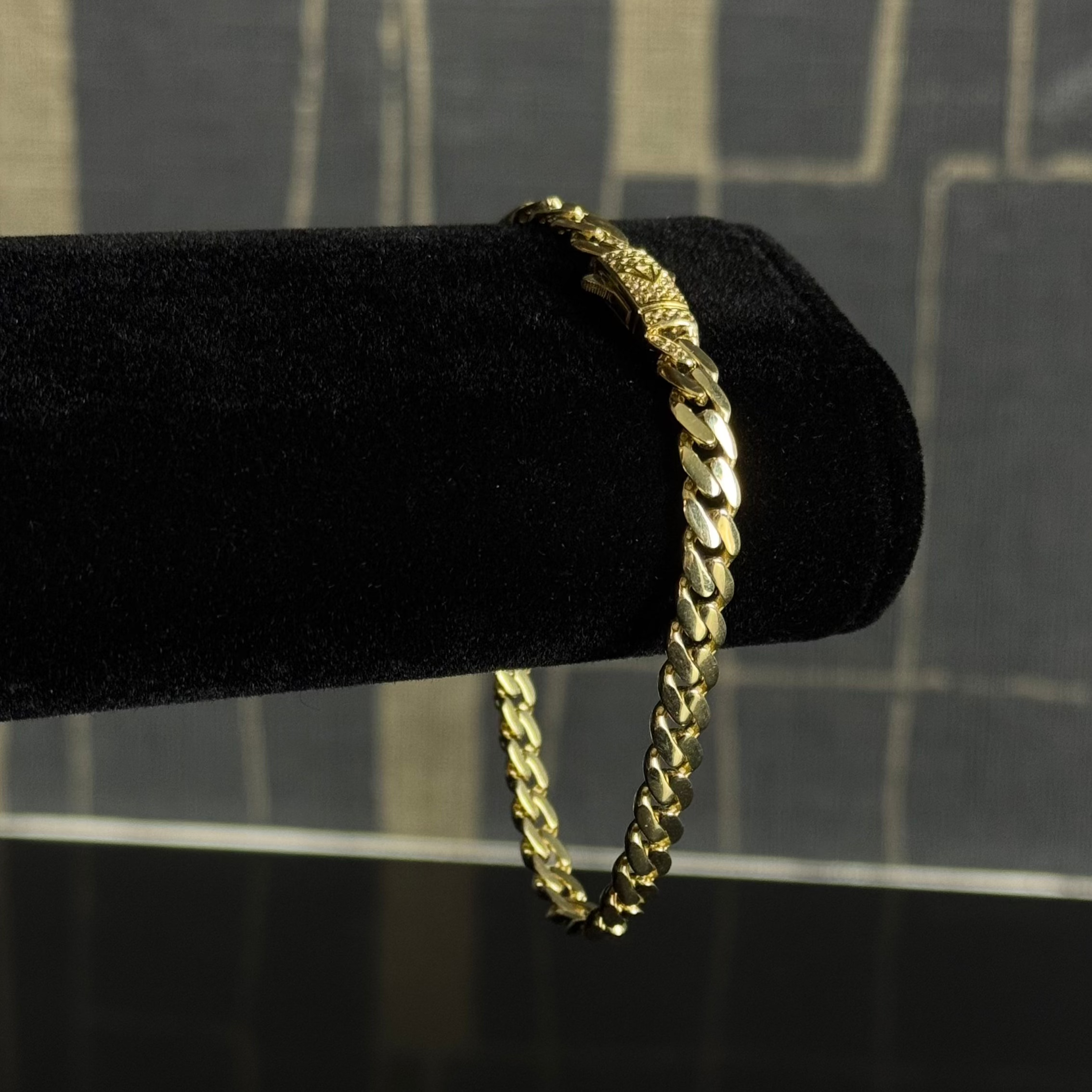 Monaco Cuban Bracelet Yellow Gold with Diamond Strap