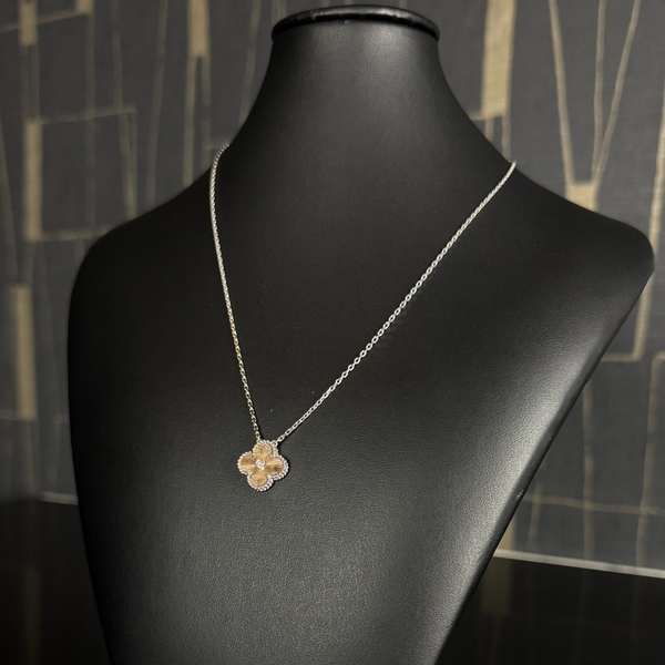 Elegant 1 Motif Necklace 18kt Holiday White Gold - Rose Gold