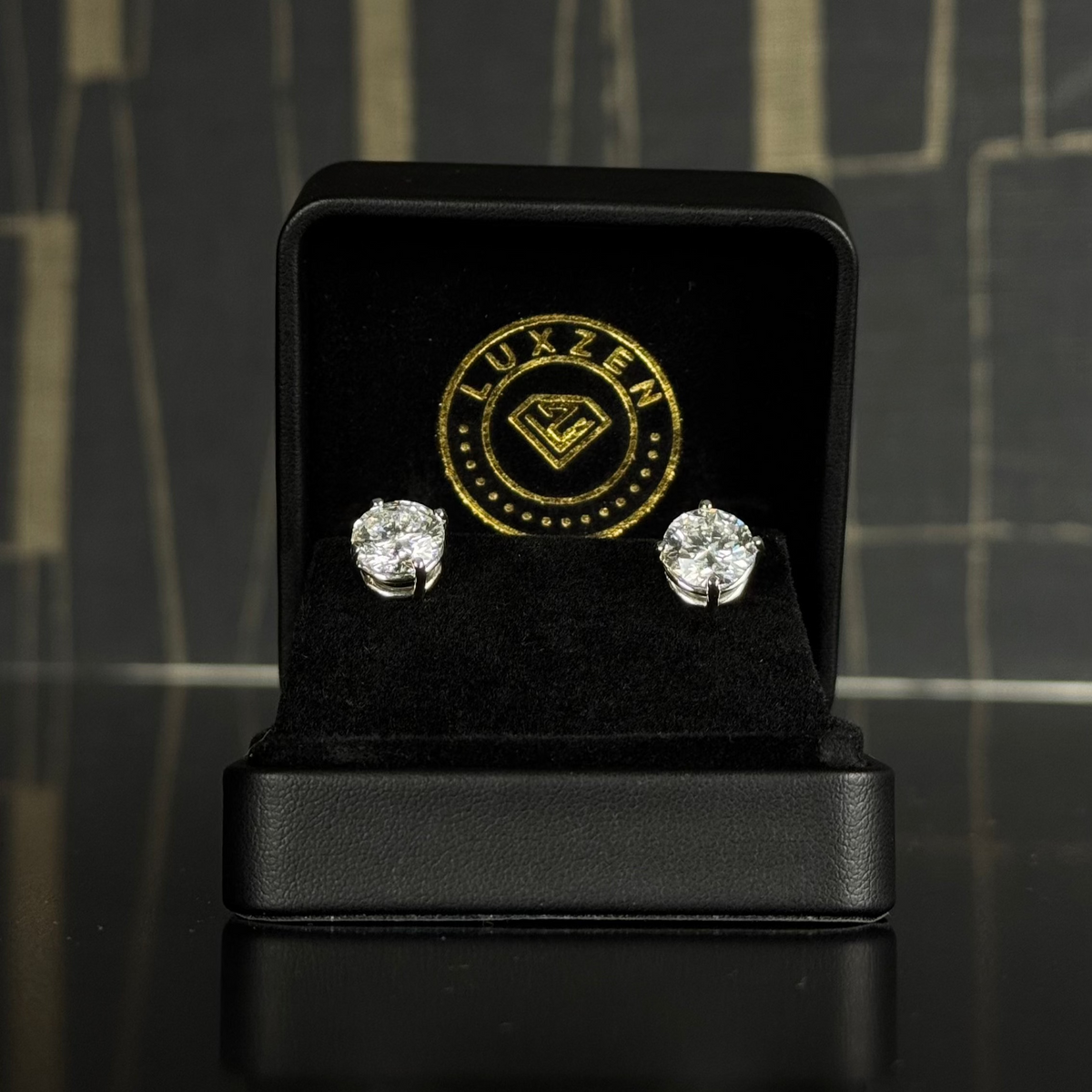 Diamond Stud Earrings 14K White Gold  VVS1