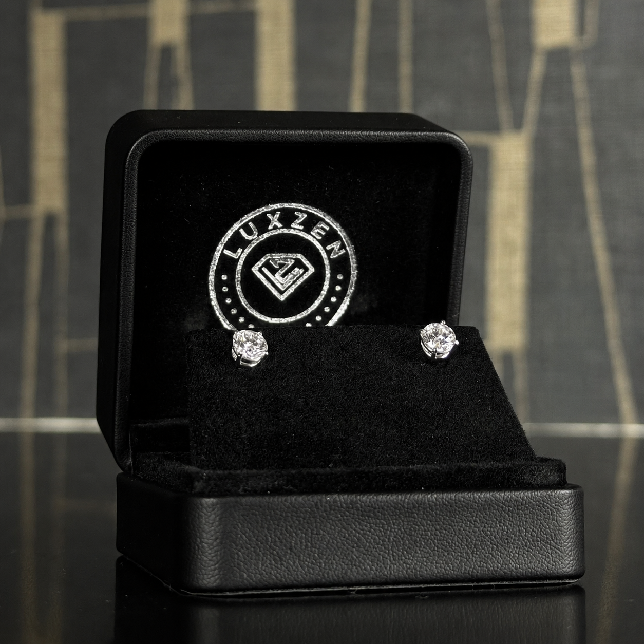 Stud Earrings  14KT Gold